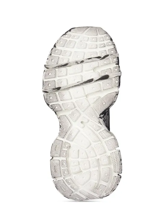 Balenciaga   3XL extreme graffiti sneakers 
