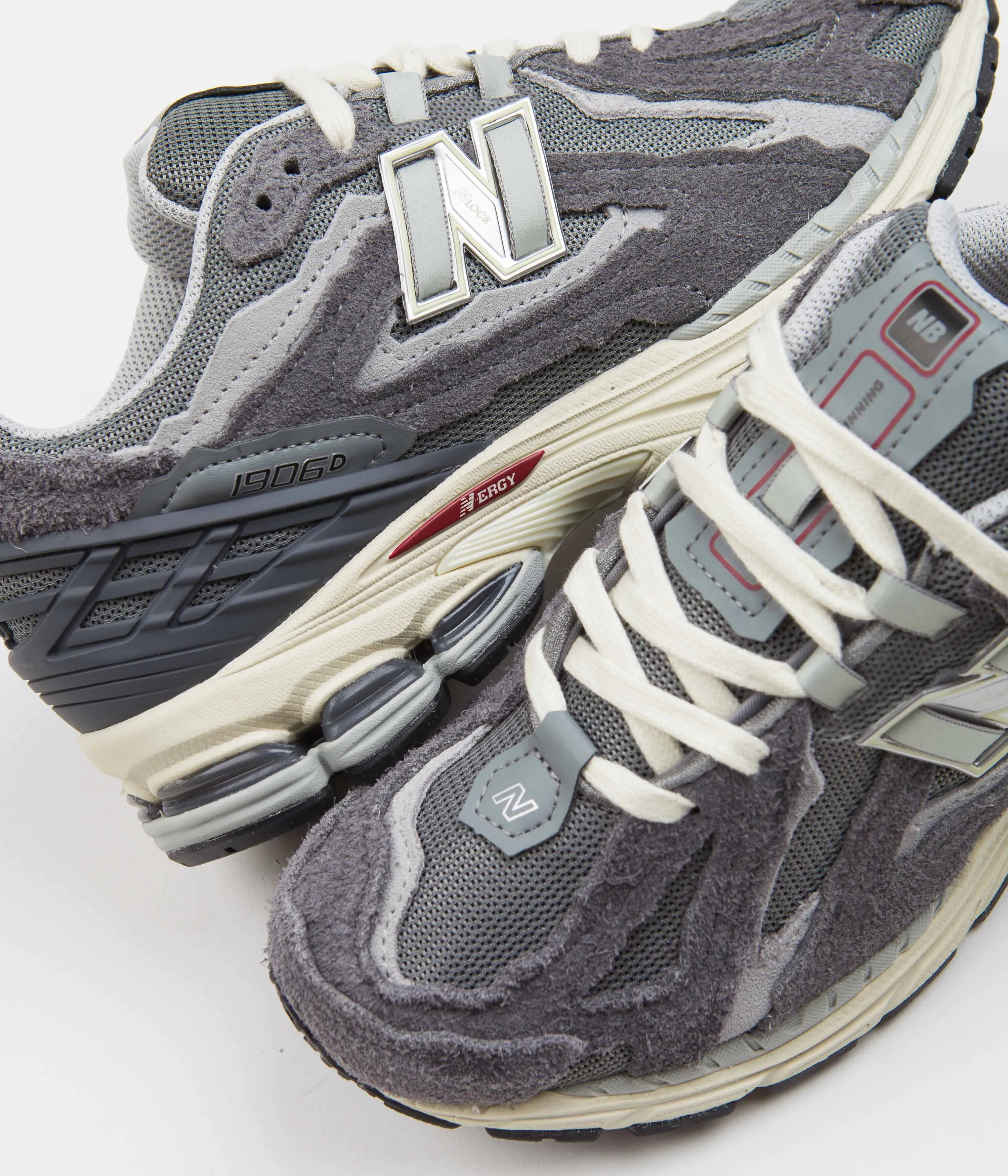 New Balance 1906 Shoes - Castlerock