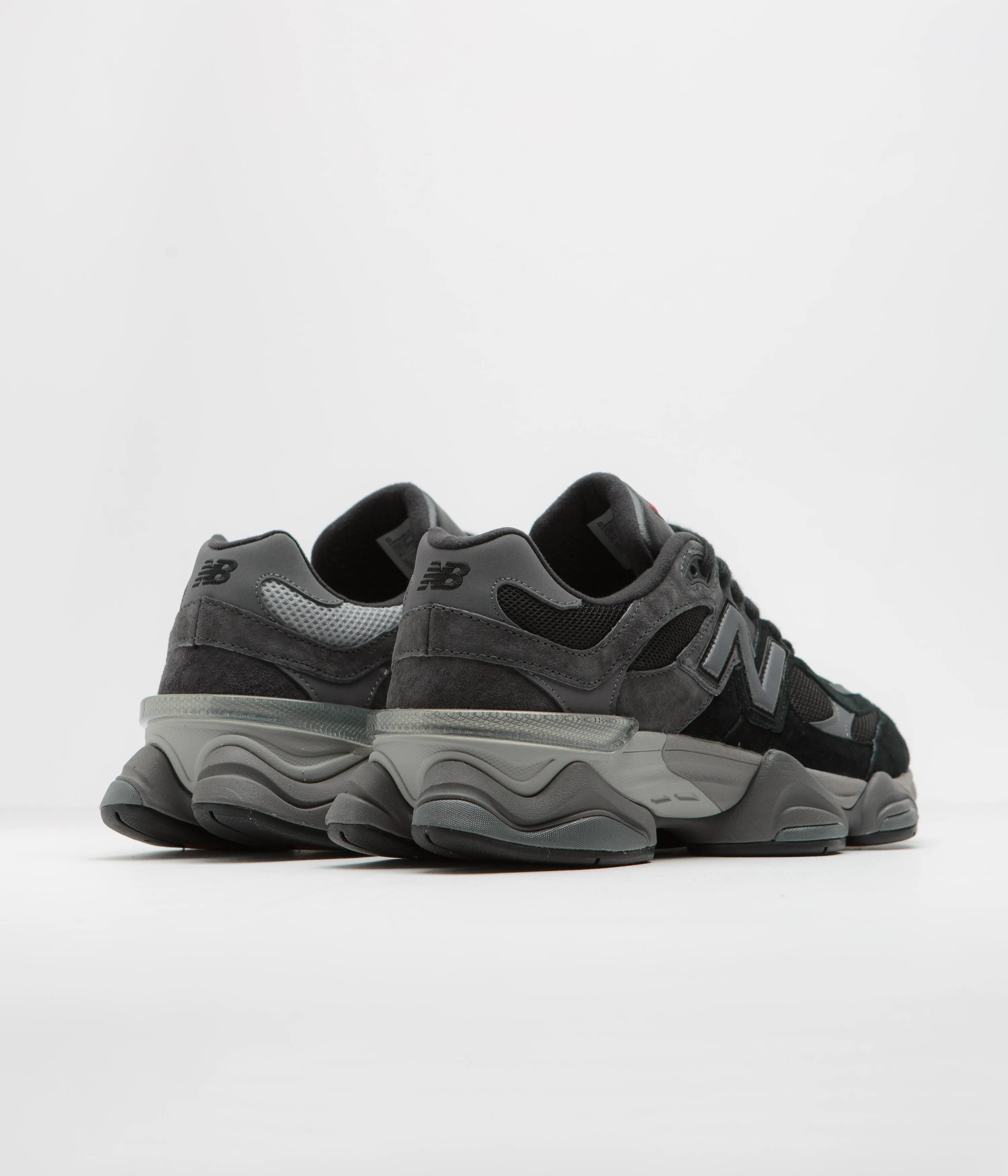 New Balance 9060 Shoes - Black / Grey