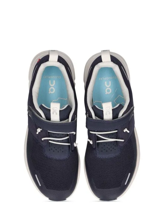 On   Cloud Play running sneakers 